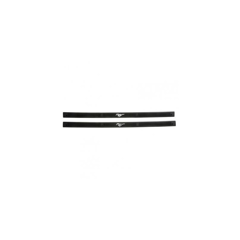 FORD MUSTANG 1979-1993 scuff plate black - horse emblem DANIEL CARPENTER F3ZZ-6113208-BH