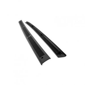 FORD MUSTANG 1979-1993 scuff plate - black DANIEL CARPENTER D9ZZ-6113208-B