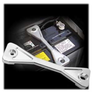 JEEP WRANGLER 1997-2006 TJ FIXATION ALUMINIUM POUR TENIR LA BATTERIE EN PLACE Battery hold down billet SCOTT DRAKE JP-120013-BL