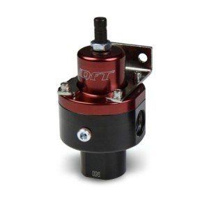 REGULATEUR DE PRESSION D'ESSENCE QFT 2-port regulator Quick Fuel 30-7025QFT