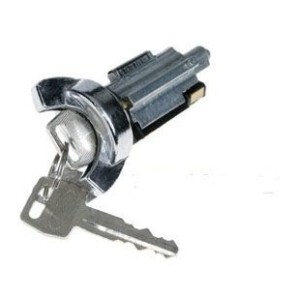 FORD MUSTANG 1971-1973 CYLINDRE DE DEMARRAGE ET CLES Ignition cylinder and key SCOTT DRAKE D2AZ-11582-B