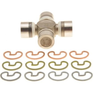 CROISILLON D ARBRE Universal joints SPICER 1310