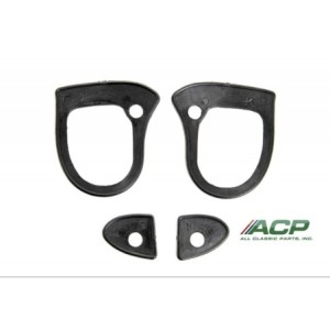 FORD MUSTANG 1967-1968 PAD POUR KIT DE POIGNEES DE PORTE EXTERIEUR PREMIER PRIX SET DE 4 PIECES outside door handle pad set 4pc