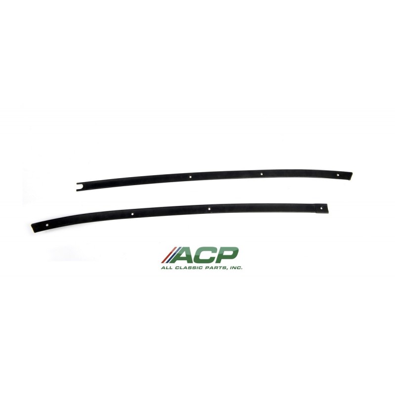 FORD MUSTANG 1965-1966 BARRE BAGUETTE ENTRE CASQUETTE DE TABLEAU DE BORD ET PARE BRISE dash to windshield trim pair ACP FM-BD062