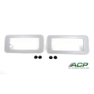 FORD MUSTANG 1971-1973 rear side marker light bezel only