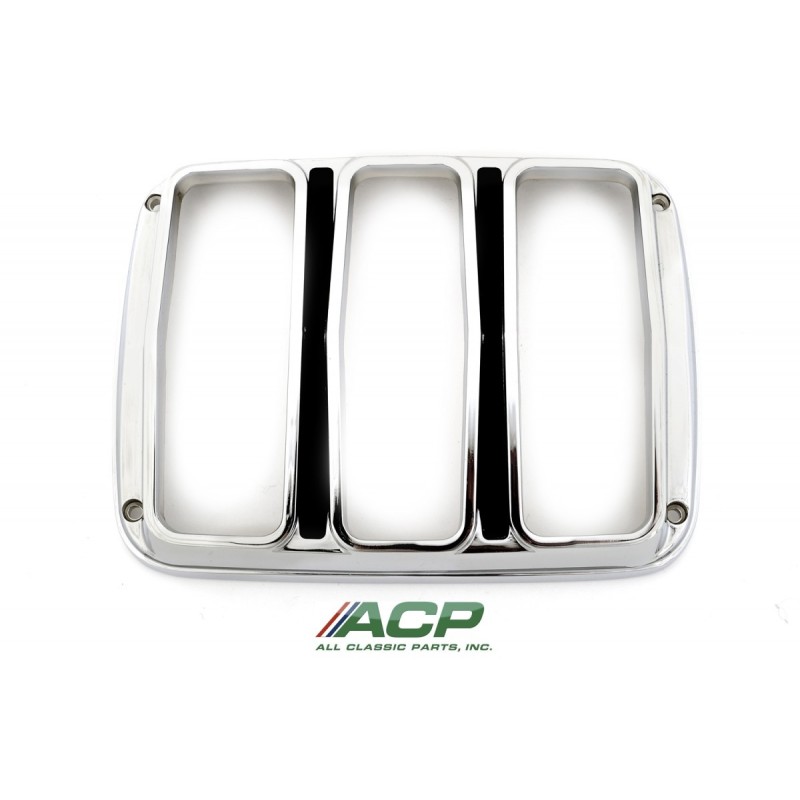 FORD MUSTANG 1964-1966 FACETTE DE FEUX ARRIERES DROIT OU GAUCHE tail light bezel fits rh or lh ACP FM-BT006 C5ZZ-13489-A ***